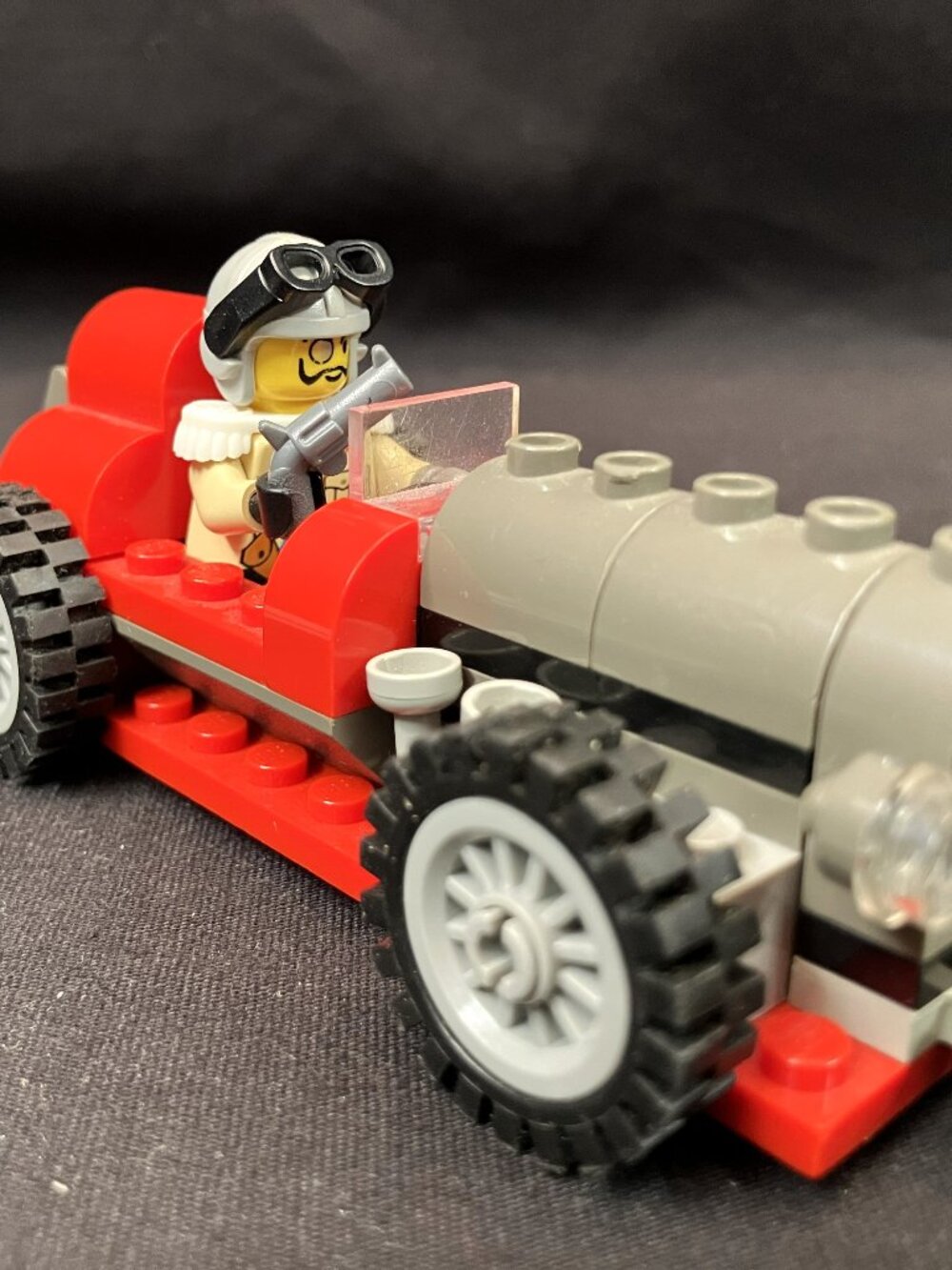 #5920 - Adventures Island Racer with Instruction Booklet - 2000